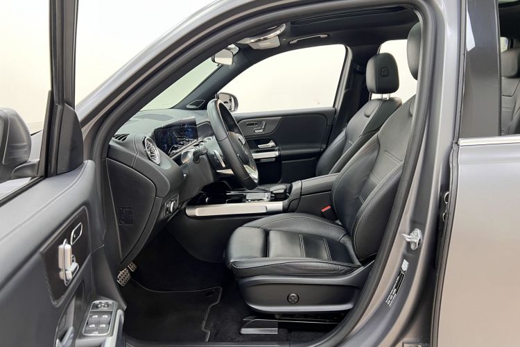 Mercedes-Benz EQB Class 2022 #21 Mercedes-Benz EQB Class 2022 car image #21