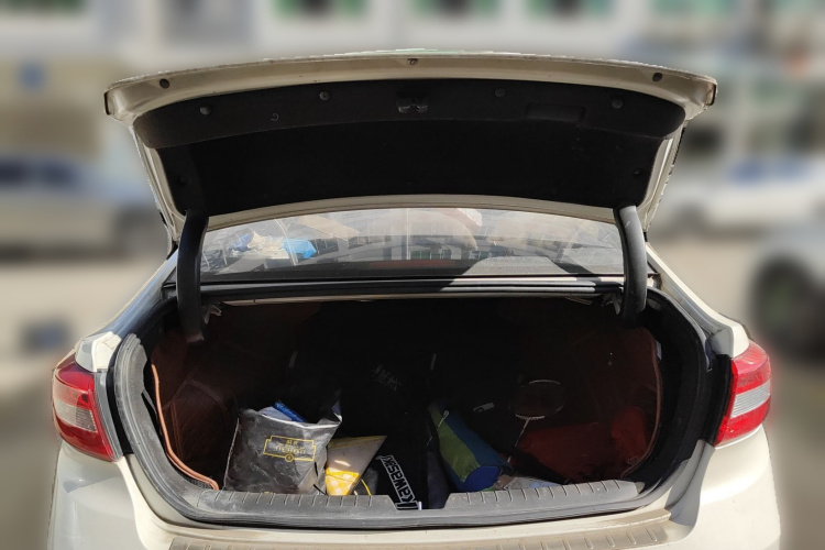 Hyundai Sonata NFC 2015 immagine di auto #21