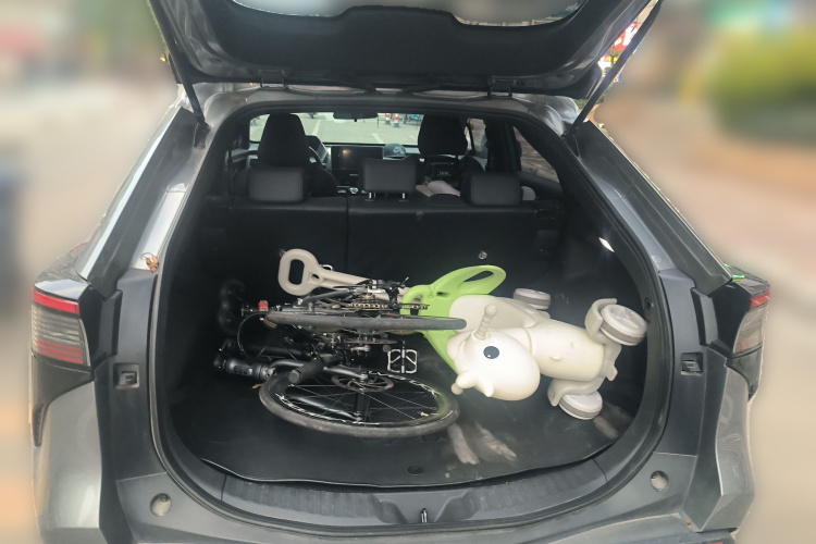 Toyota bZ4X 2023 immagine di auto #21