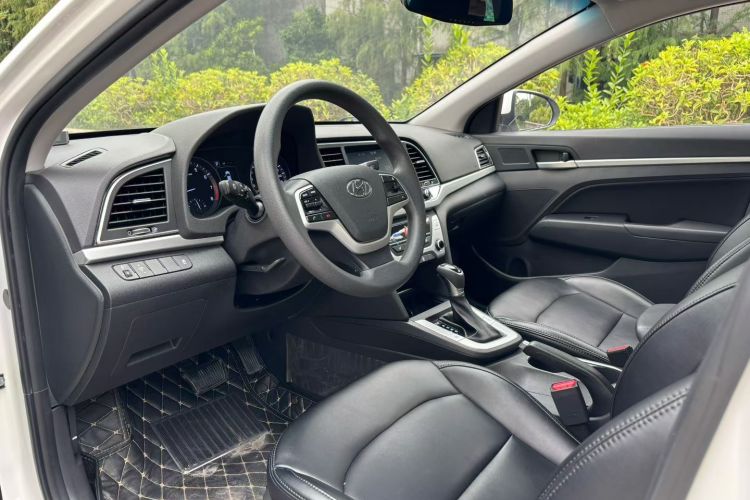 Hyundai Elantra AD 2018 car image #21