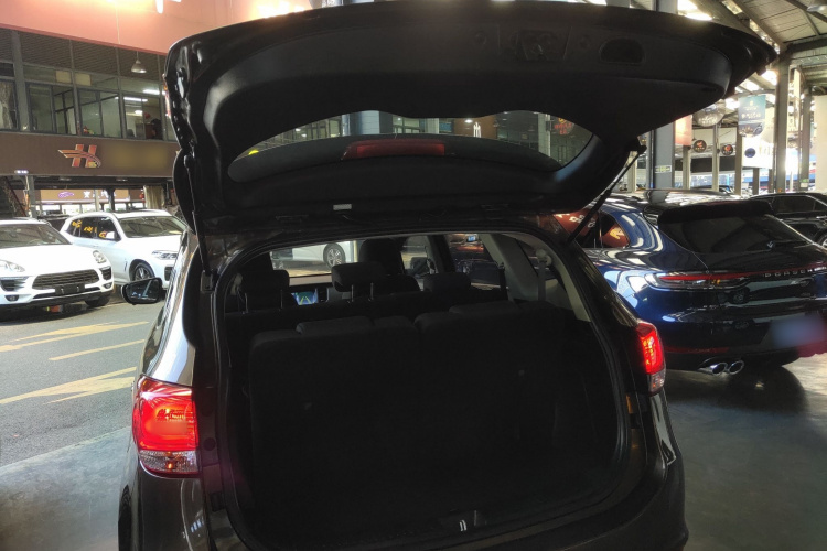 Kia Carens 2015 immagine di auto #21