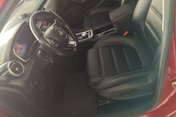 MG 6 New Energy 2018 car image #21