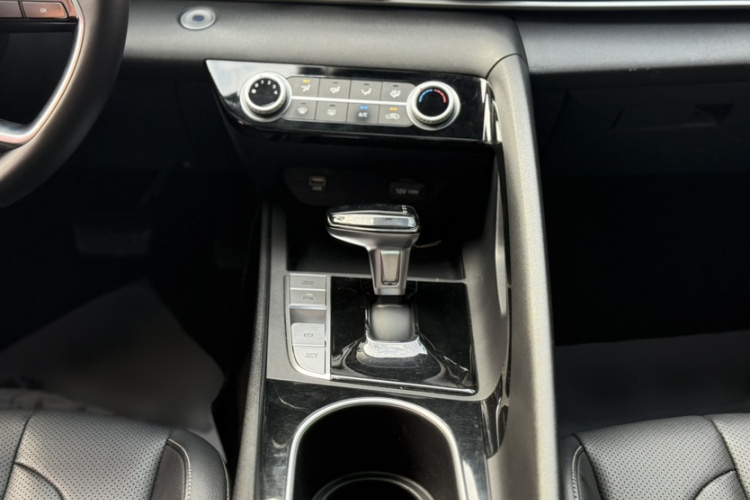 现代 伊兰特 2021 汽车图片 #21