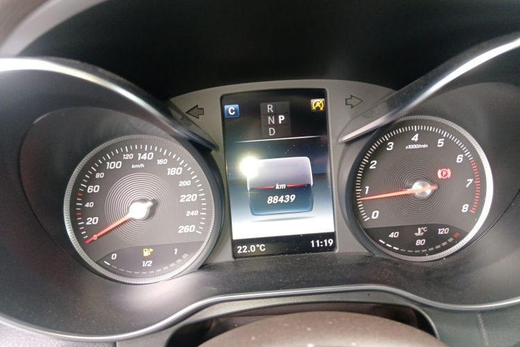 Mercedes-Benz GLC Class 2019 #21 Mercedes-Benz GLC Class 2019 car image #21