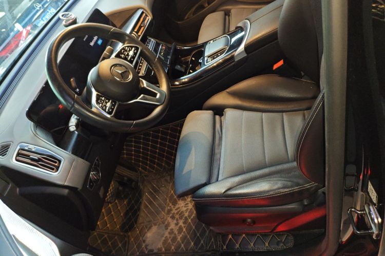 Mercedes-Benz EQC Class 2022 car image #21