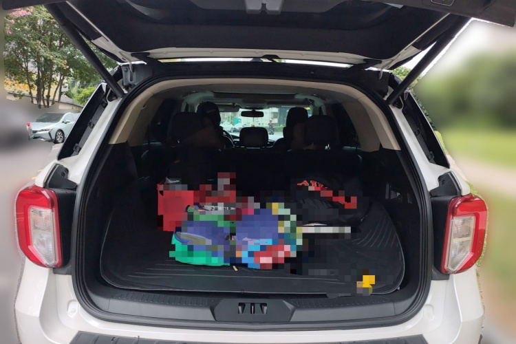 Ford Explorer 2021 صورة سيارة #21