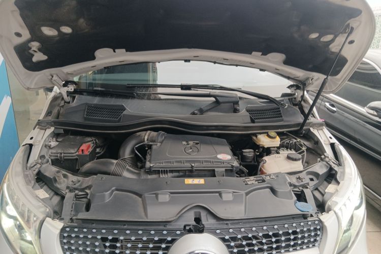 Mercedes-Benz V Class 2022 #21 Mercedes-Benz V Class 2022 car image #21