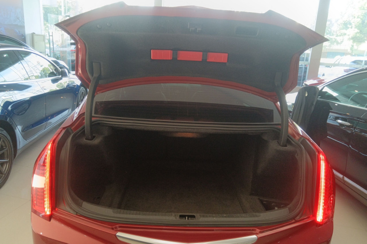 2017 car image #21