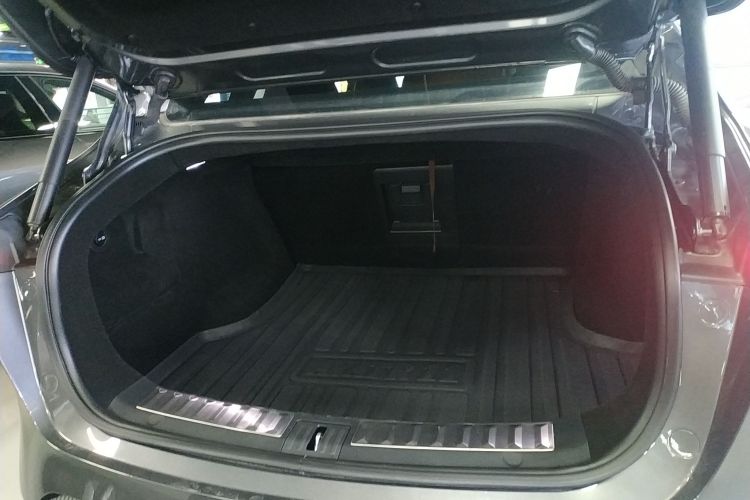 Avatr 11 2024 car image #21