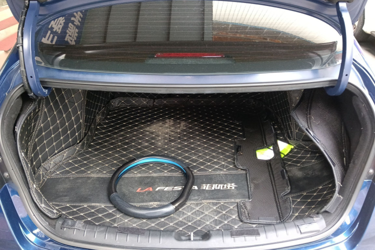 Hyundai Lafesta 2019 car image #21