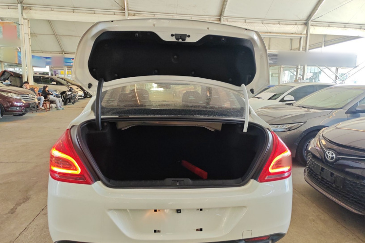 标致 标致308 2015 汽车图片 #21