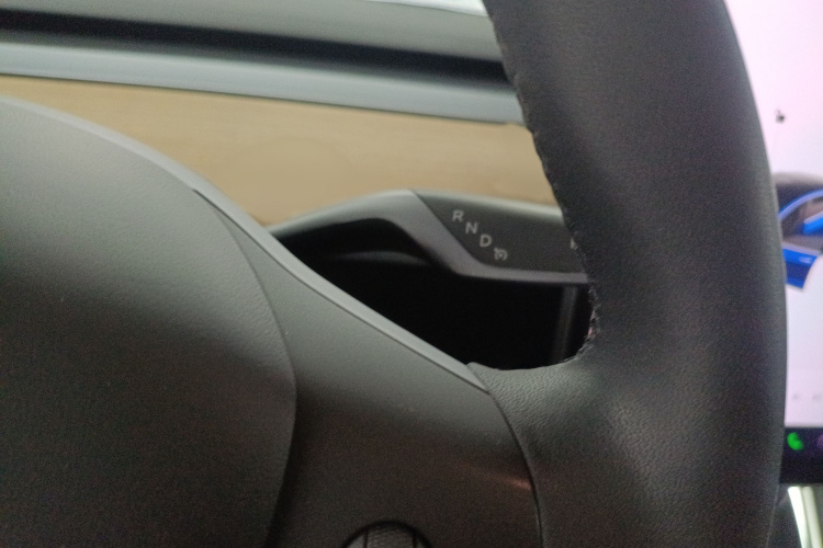 Tesla Model 3 2020 image de voiture #21