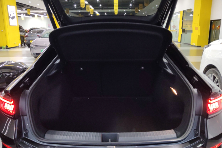 Volkswagen Lamando 2024 imagem de carro #21