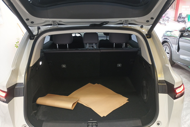 零跑汽车 零跑C10 2025 汽车图片 #21