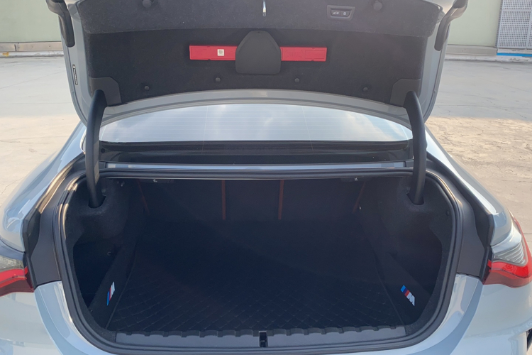 BMW 4 Series 2023 car image #21