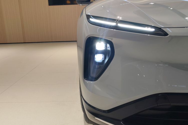 NIO ES6 2024 صورة سيارة #21