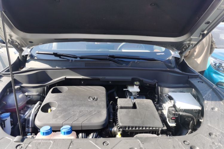 Changan UNI-Z PHEV 2025 car image #21