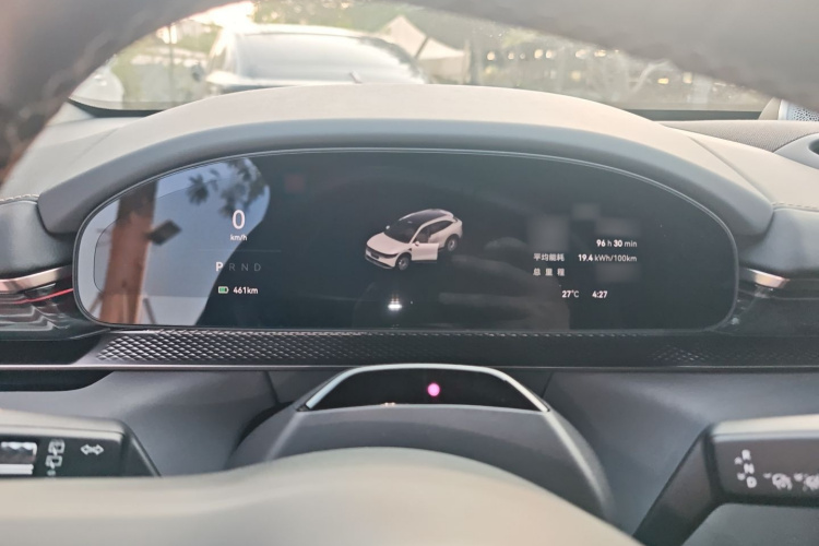 Zeekr 7X 2024 car image #21