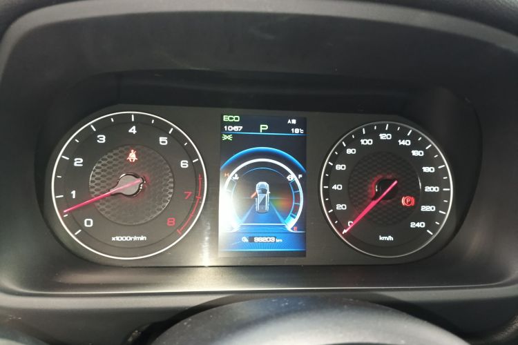 BYD Tang 2019 car image #21