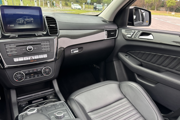 Mercedes-Benz GLE Coupe AMG 2017 #21 Mercedes-Benz GLE Coupe AMG 2017 car image #21