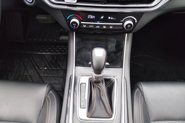 Changan Eado 2019 image de voiture #21