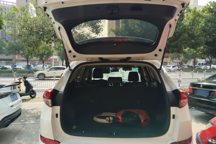 现代 途胜 2016 汽车图片 #21