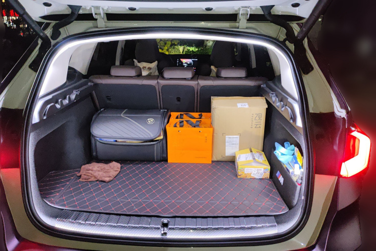 BMW iX1 2024 #21 BMW iX1 2024 car image #21