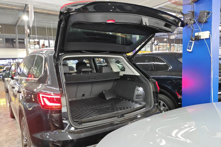 Volkswagen Touareg New Energy 2021 car image #21