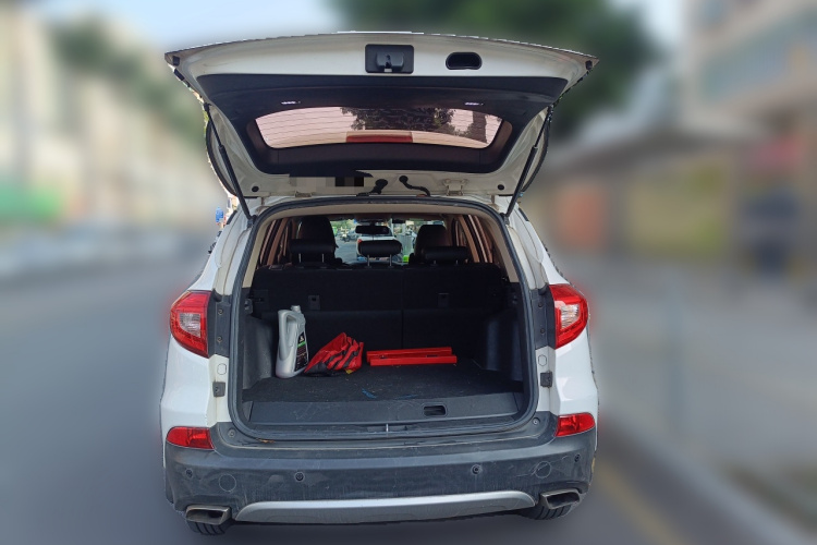 BYD Song New Energy 2018 #21 BYD Song New Energy 2018 car image #21