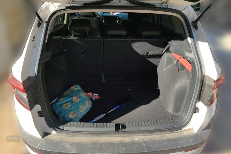 Skoda Karoq 2020 car image #21