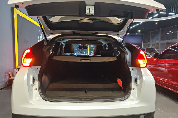 劳斯莱斯 奕歌 2019 #21 劳斯莱斯 奕歌 2019 汽车图片 #21