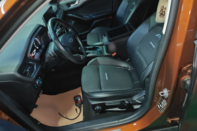 Ford Focus Active 2019 #21 Ford Focus Active 2019 immagine di auto #21