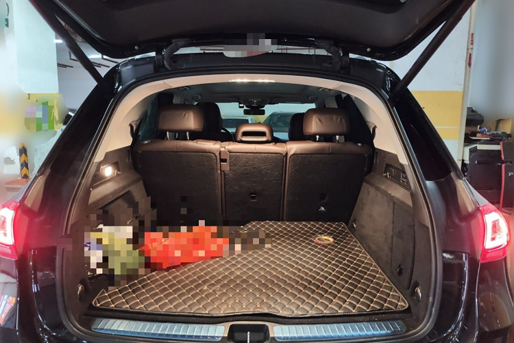 Mercedes-Benz GLE Class 2021 car image #21