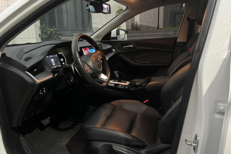 MG 5 2021 car image #21
