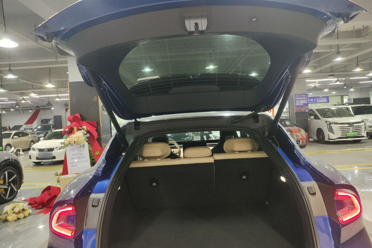 MI YU7 2025 car image #21