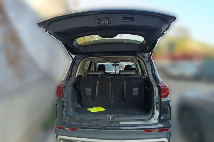 SWM斯威汽车 SWM斯威G05 2020 汽车图片 #21