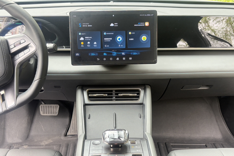 BYD Qin L 2024 #21 BYD Qin L 2024 car image #21