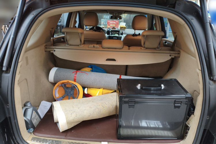 Mercedes-Benz M Class 2015 car image #21