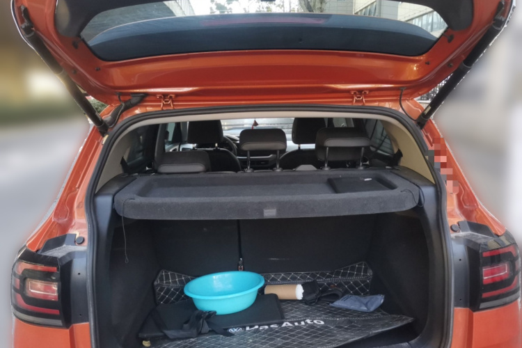 Tacqua 2021 car image #21