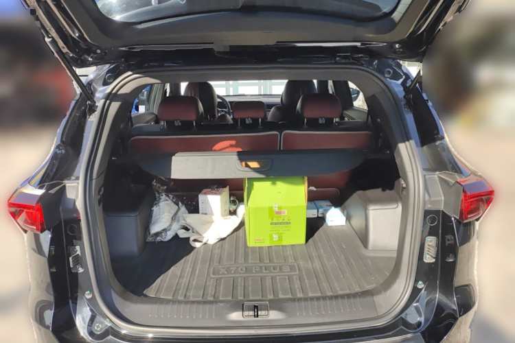 X70 PLUS 2020 car image #21