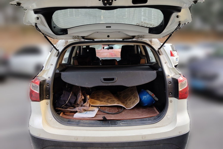 Suzuki S-Cross 2017 immagine di auto #21