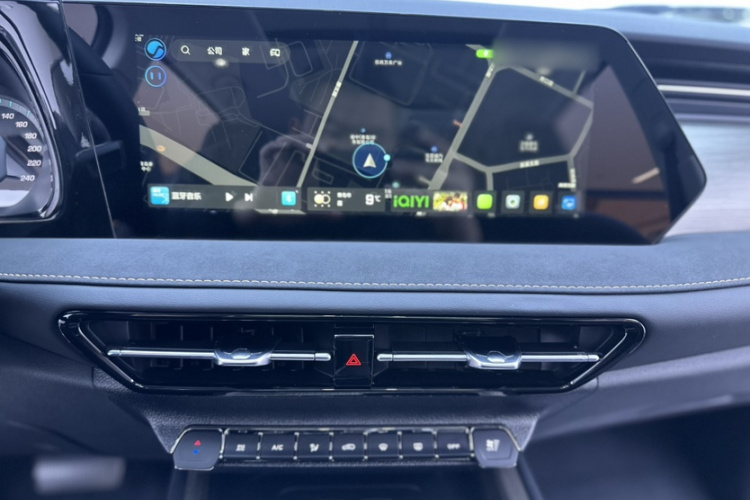 Changan X7 PLUS 2025 imagem de carro #21