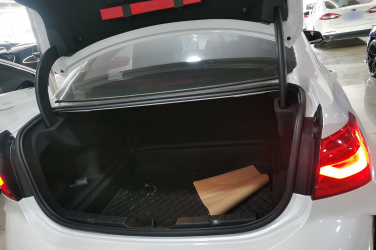 BMW 1 Series 2021 car image #21