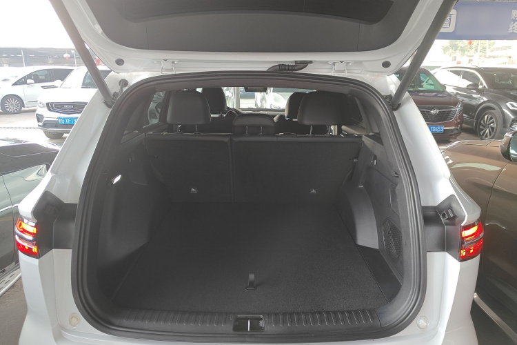 GEELY Monjaro 2024 #21 GEELY Monjaro 2024 car image #21