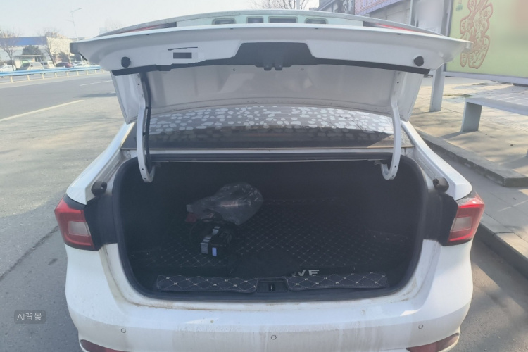 Roewe i5 2020 car image #21