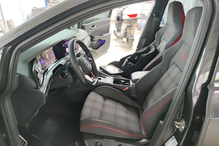 Volkswagen GolfGTI 2023 car image #21