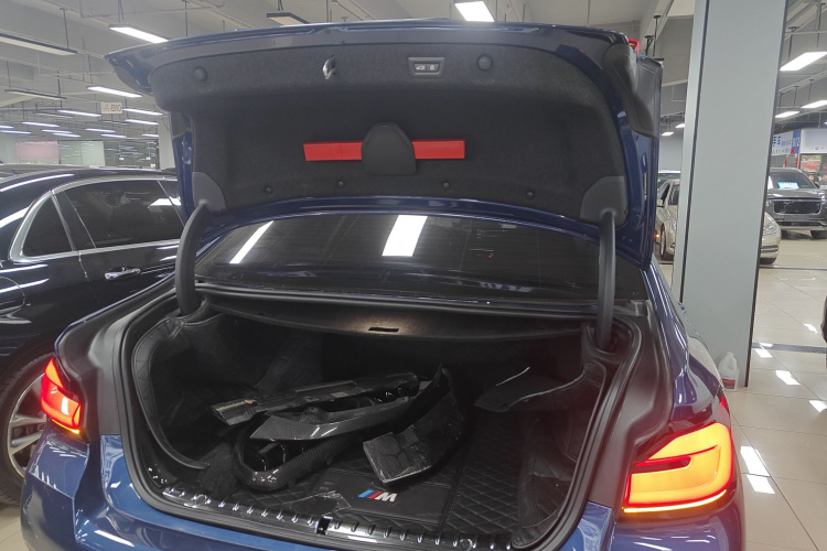 BMW 5 Series 2020 #21 BMW 5 Series 2020 car image #21