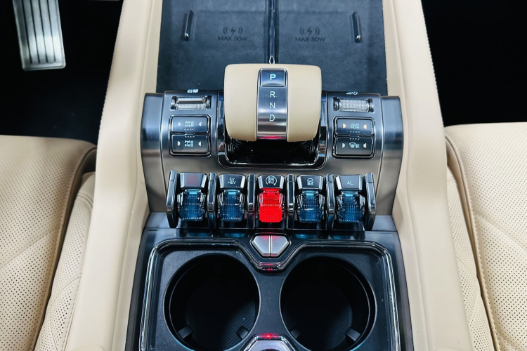 方程豹 豹8 2025 汽车图片 #21