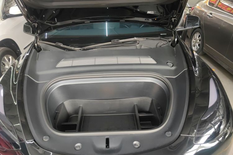 Tesla Model Y 2023 #21 Tesla Model Y 2023 car image #21