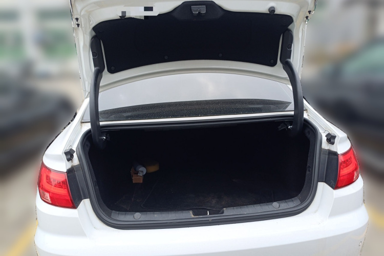 Emgrand GL 2019 #21 Emgrand GL 2019 car image #21